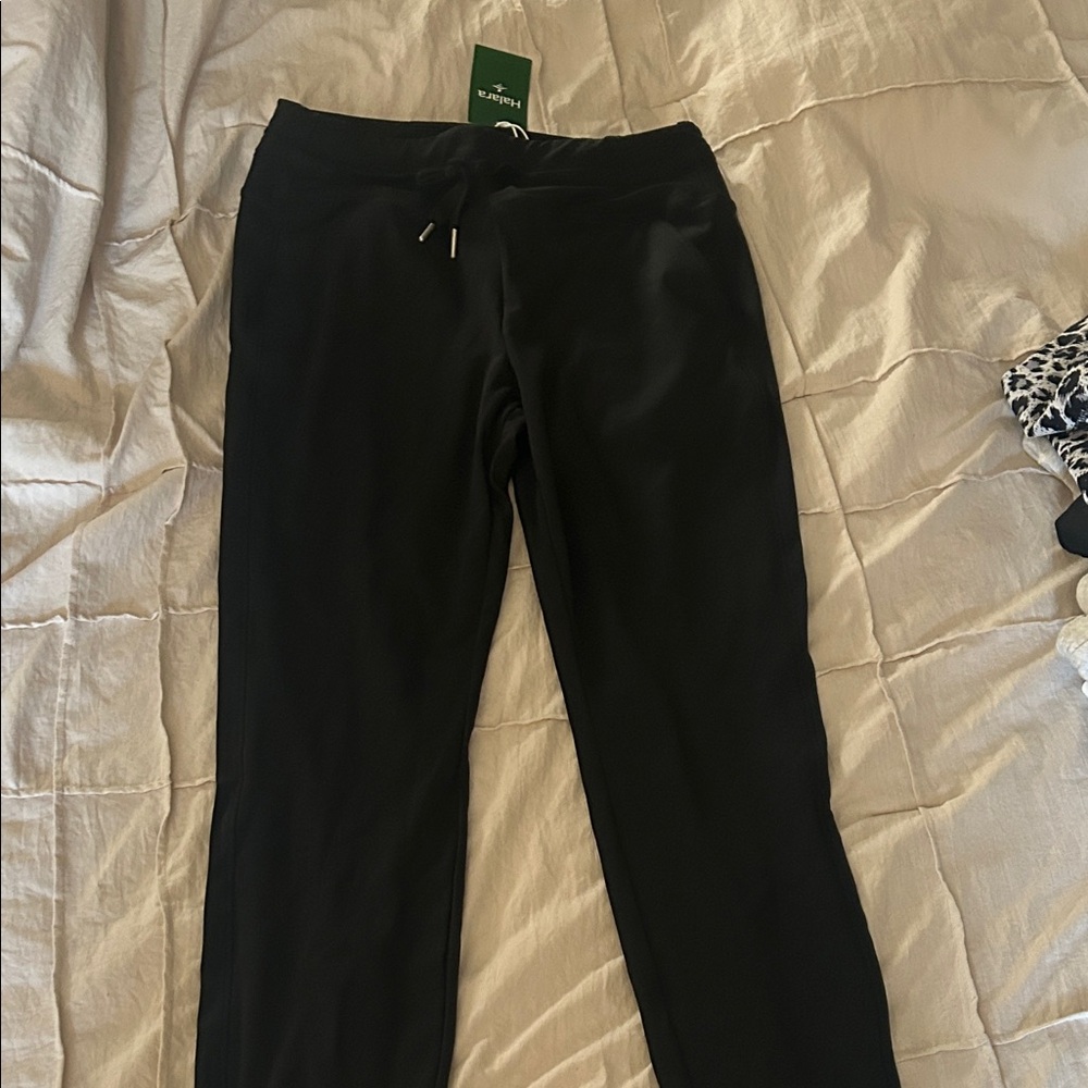 HALARA Black Track Pants